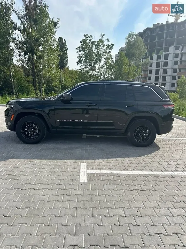 Jeep Grand Cherokee 2023 photo 5