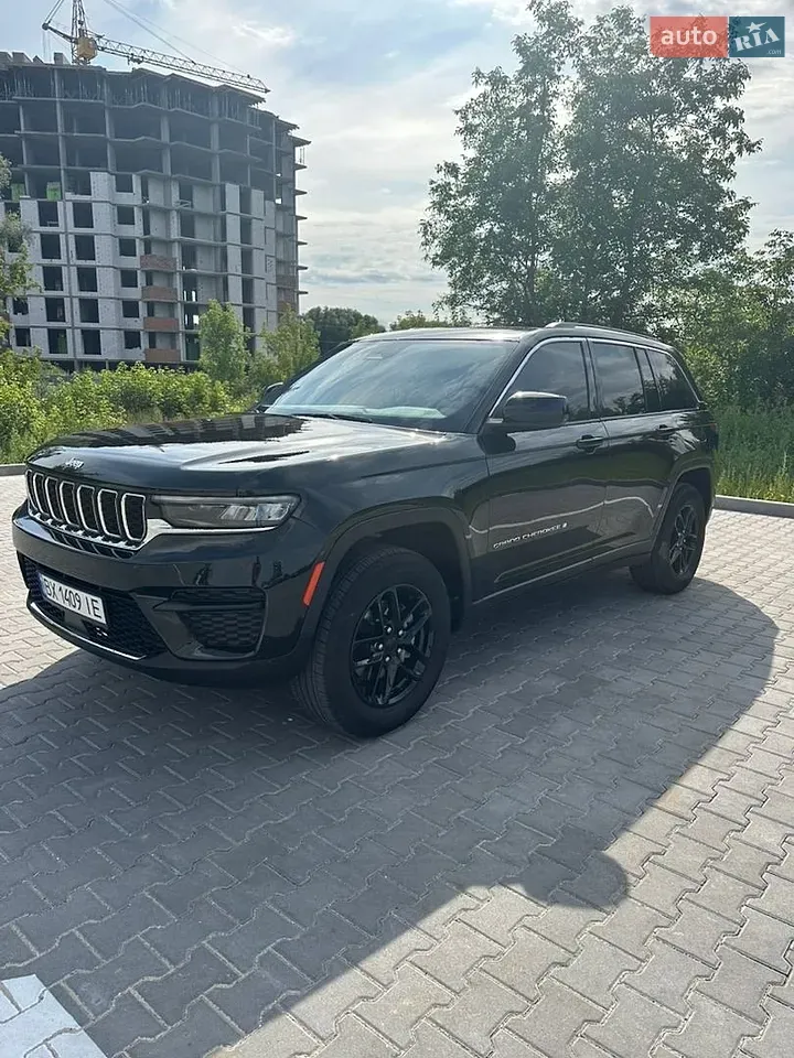 Jeep Grand Cherokee 2023 photo 4