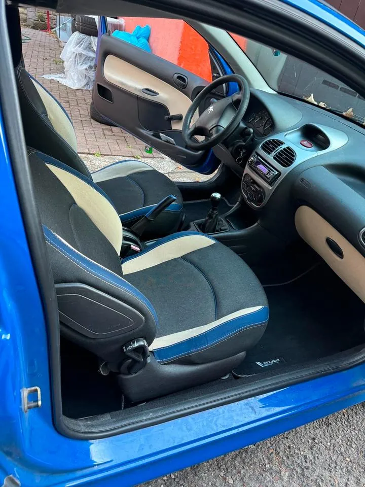 Peugeot 206