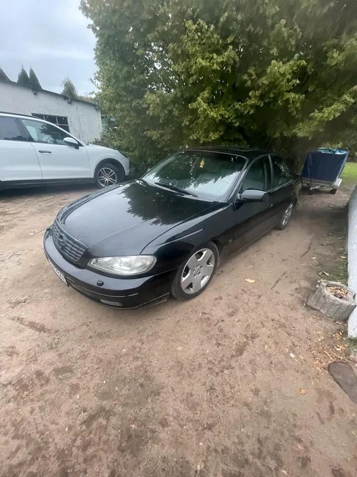 Opel Omega