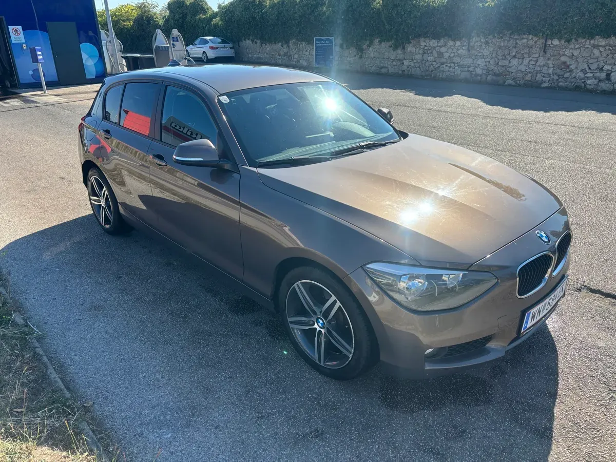BMW 1 Series 2013 photo 2