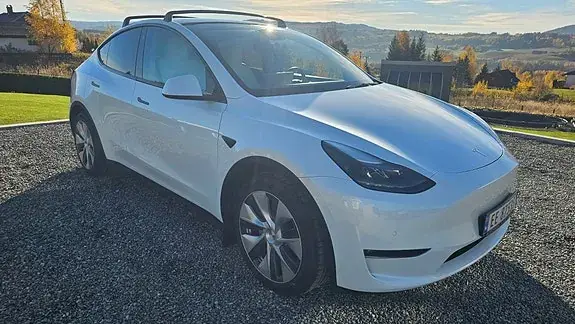 Tesla Model Y 2022 photo 5