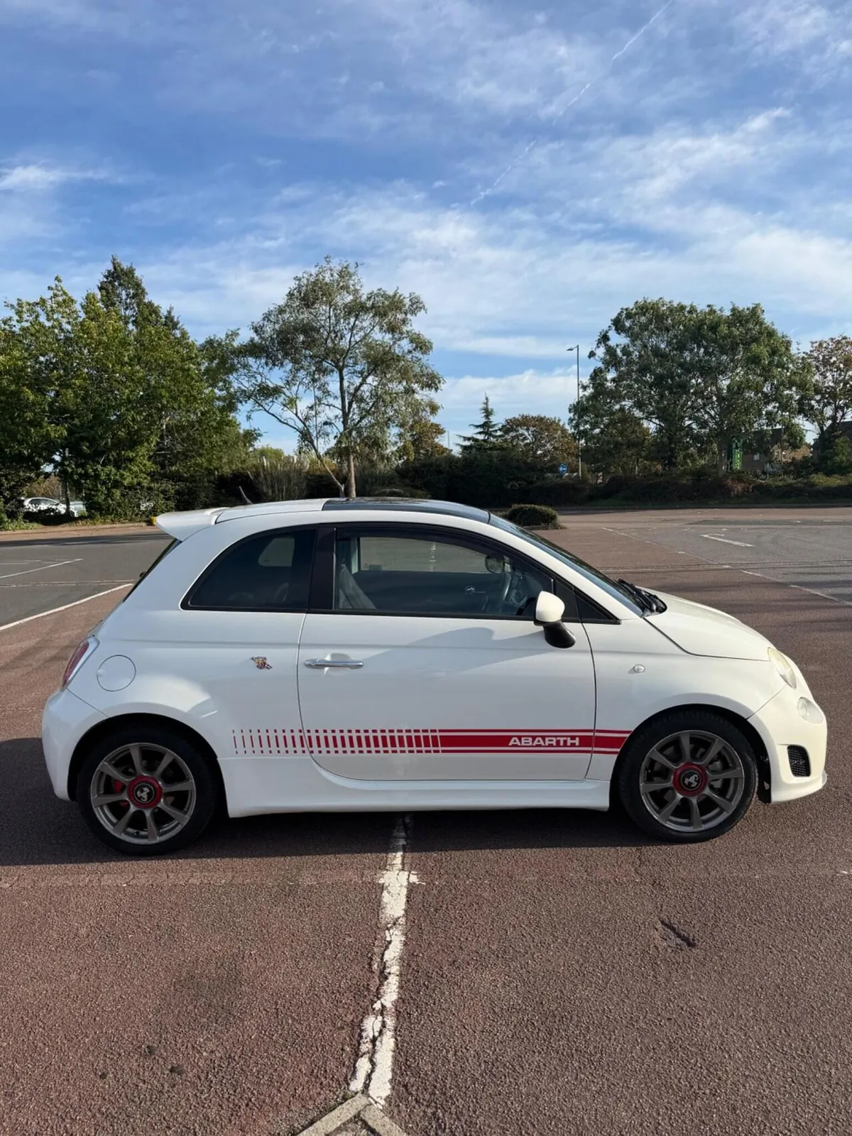 Abarth 500 2010 photo 4