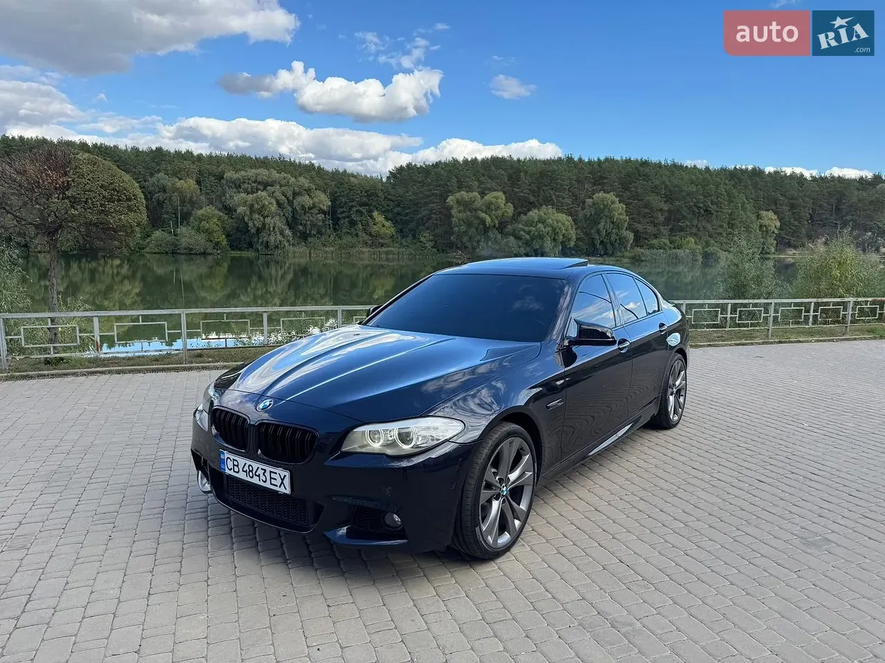 BMW 5 Series 2013 photo 3