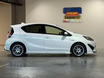 Toyota Aqua 2018 photo 5