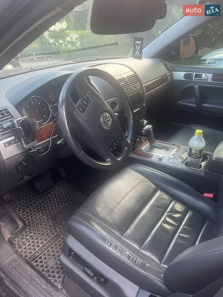 Volkswagen Touareg 2010 photo 4