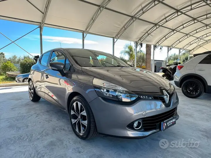 Renault Clio 2023 photo 4