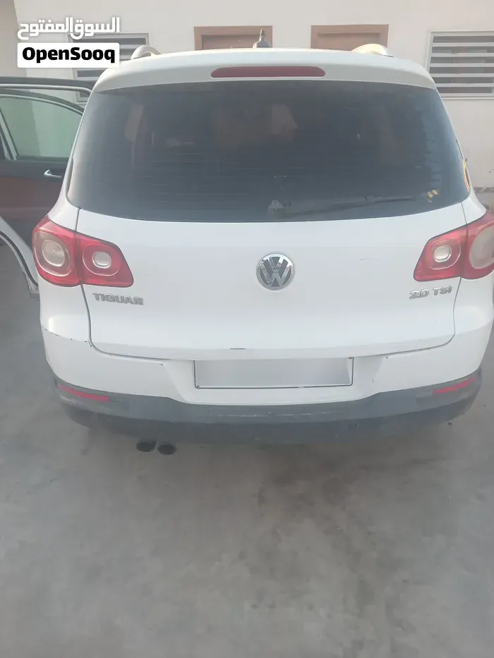 Volkswagen Tiguan 2010 photo 2