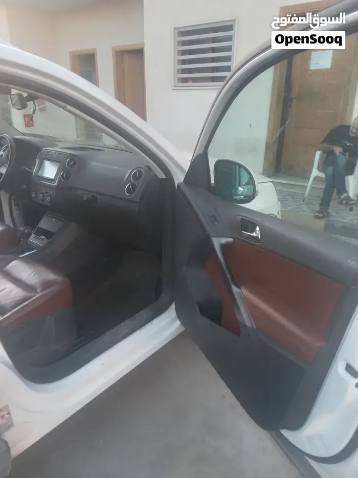 Volkswagen Tiguan 2010 photo 3