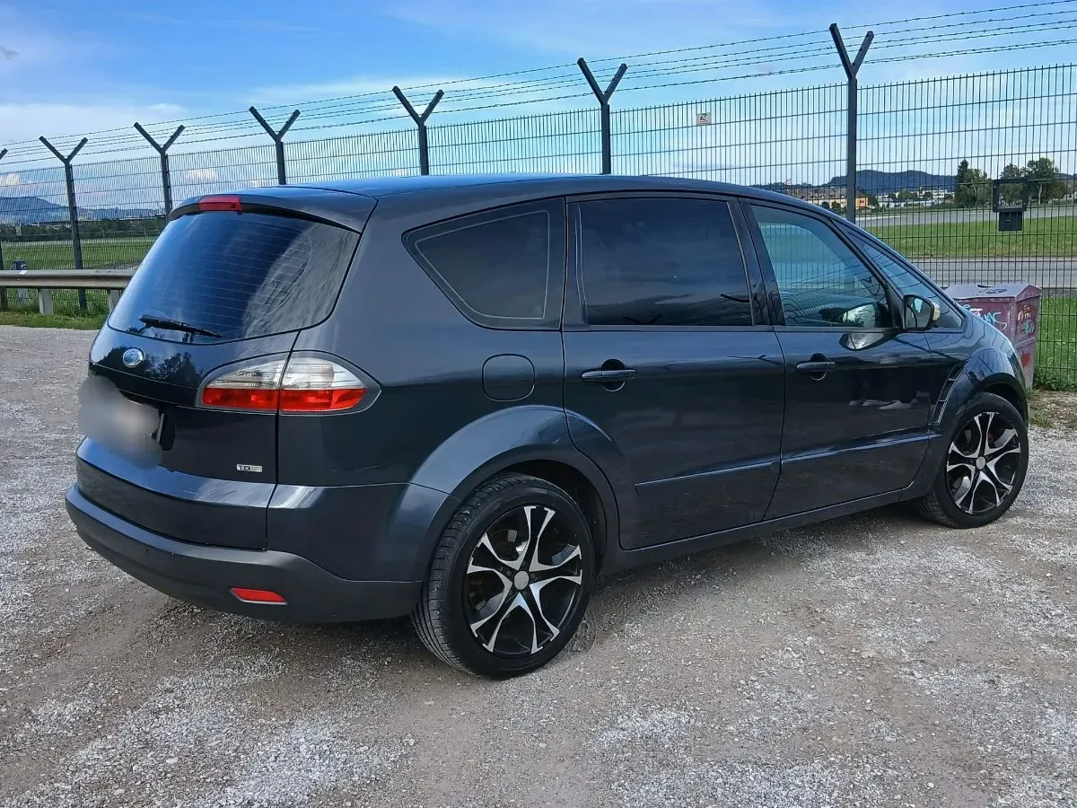 Ford S-Max 2007 photo 2