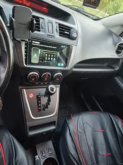 Mazda 5 2013 photo 3