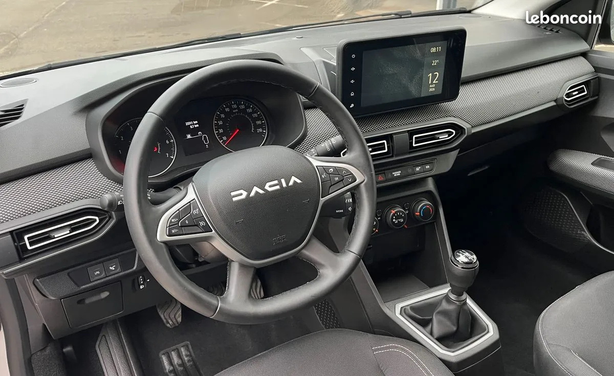 Dacia Sandero 2023 photo 3
