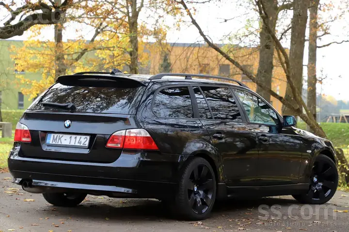 BMW 530 2006 photo 3
