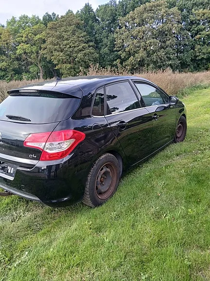 Citroen C4 2013 photo 3