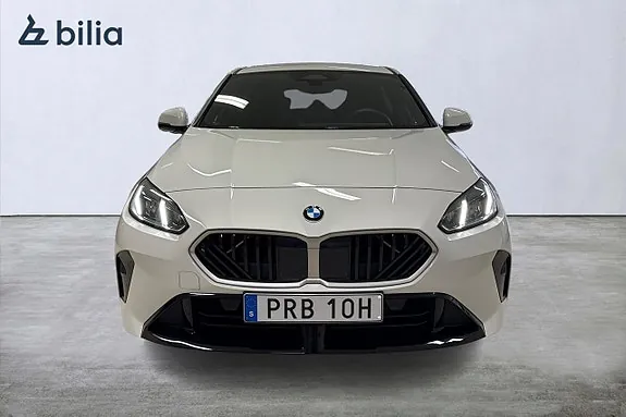 BMW 120 2026 photo 5