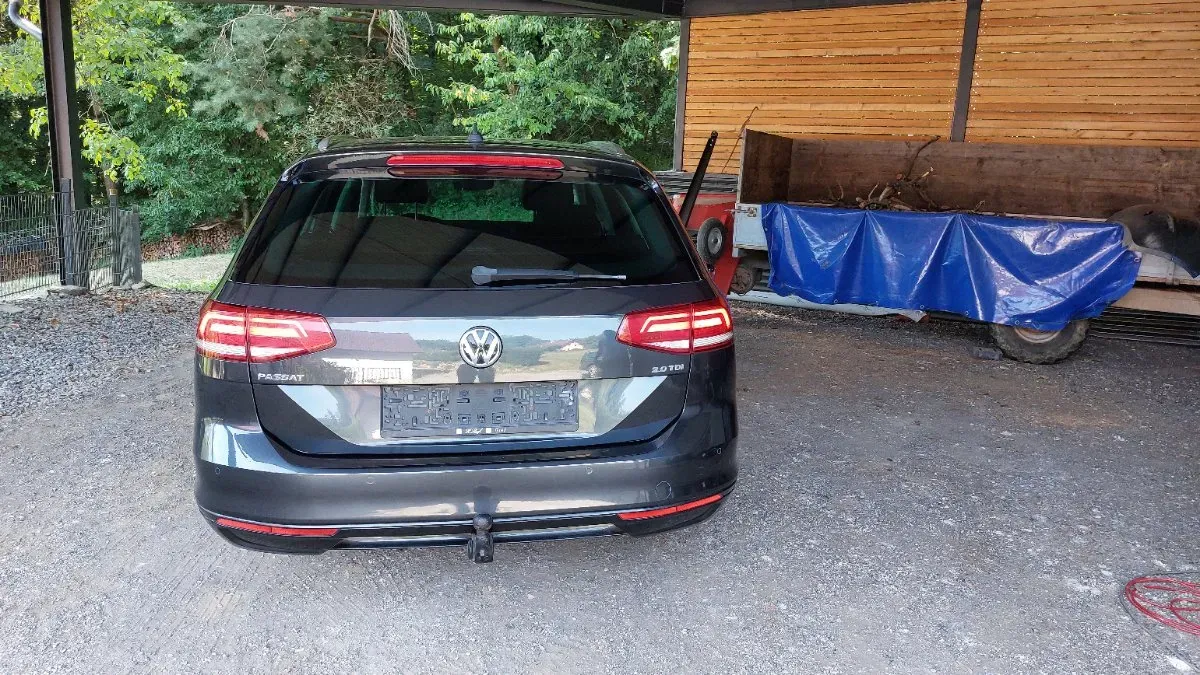 Volkswagen Passat 2017 photo 2