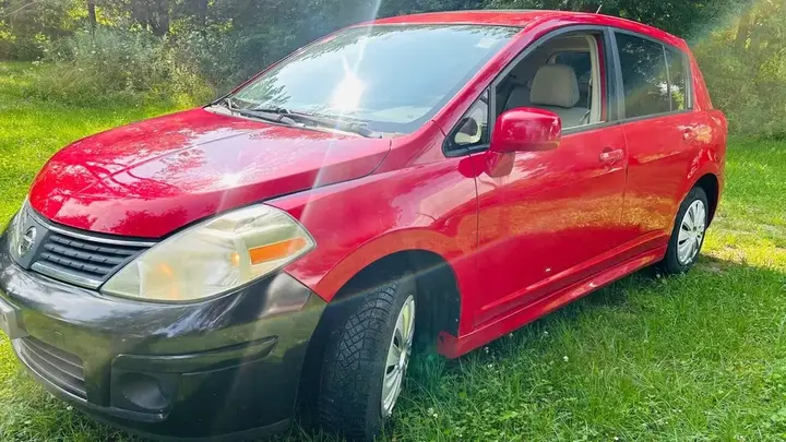 Nissan Versa 2008 photo 3