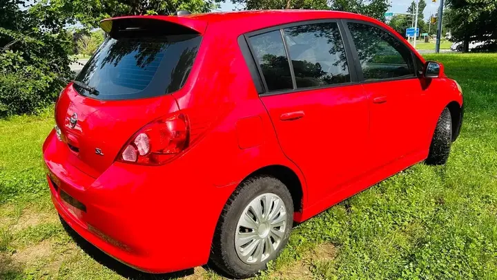 Nissan Versa 2008 photo 4