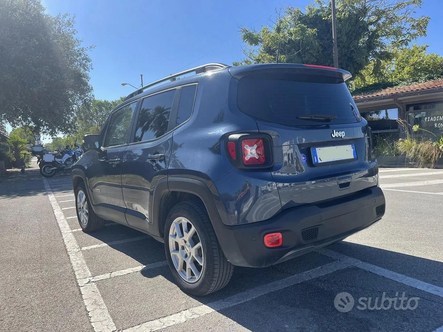 Jeep Renegade 2023 photo 3