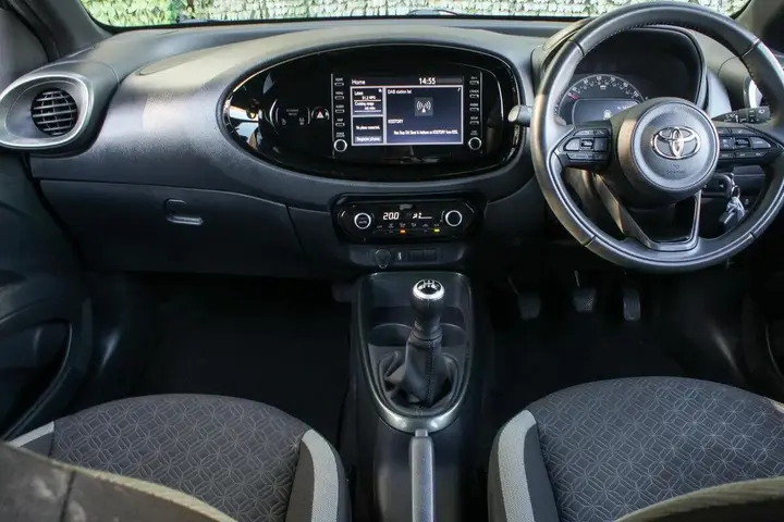 Toyota Aygo X 2023 photo 2