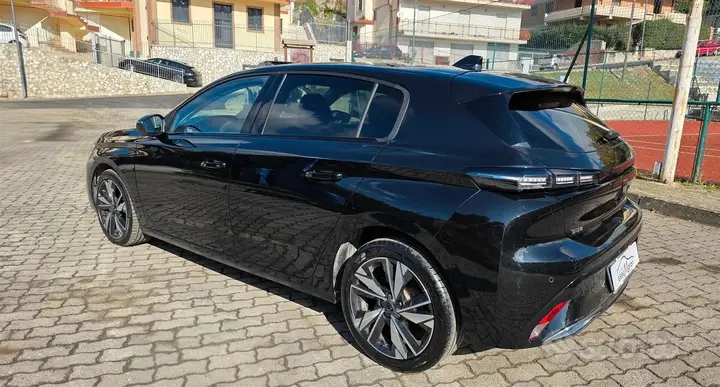 Peugeot 308 2023 photo 4