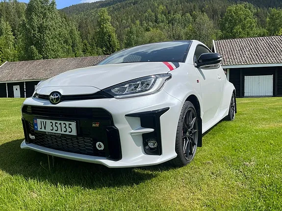 Toyota Gr Yaris 2022 photo 2