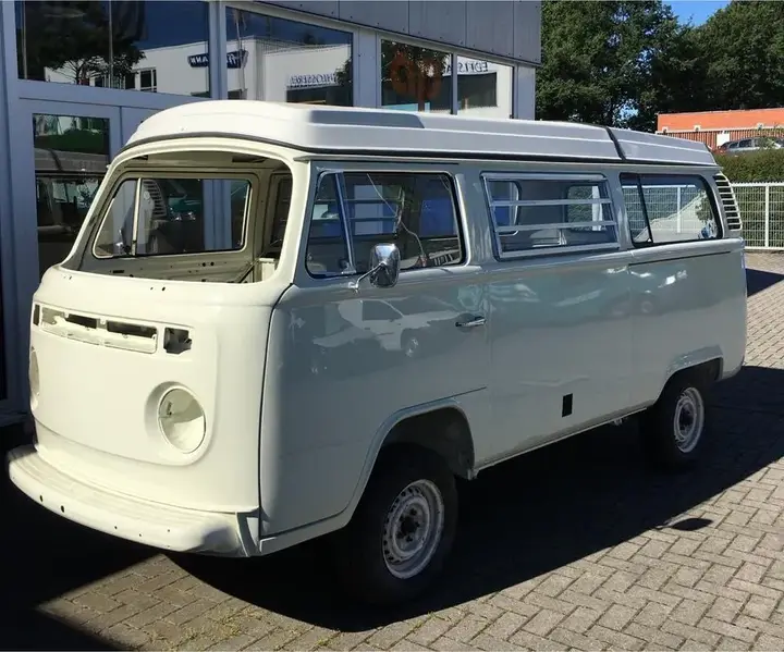 Volkswagen T2B Westfalia