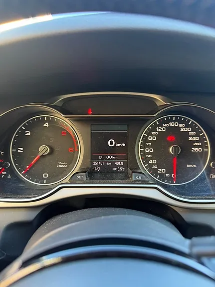 Audi A4 2013 photo 4