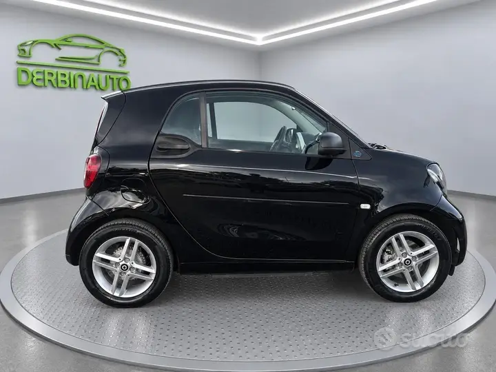 Smart Fortwo 2020 photo 3