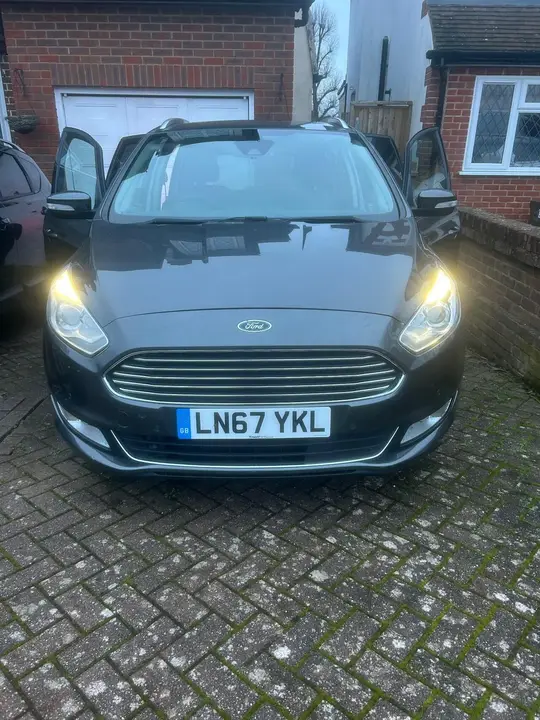 Ford Galaxy 2017 photo 5