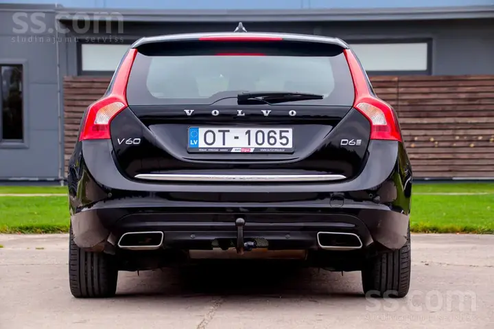 Volvo V60 2015 photo 5