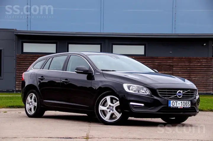 Volvo V60 2015 photo 3