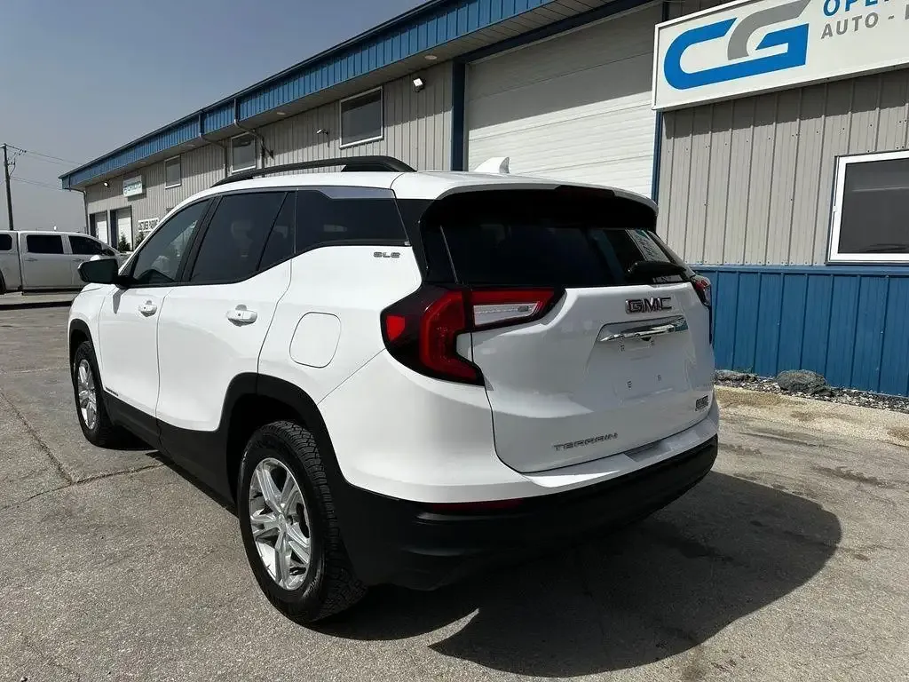 GMC Terrain 2023 photo 4