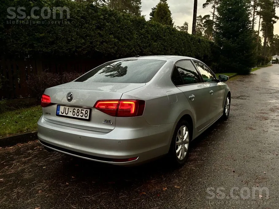 Volkswagen Jetta 2014 photo 3