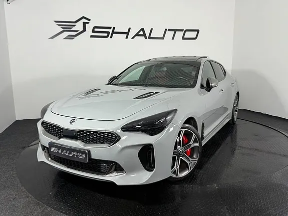 Kia Stinger 2018 photo 2