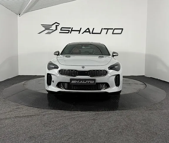 Kia Stinger 2018 photo 3