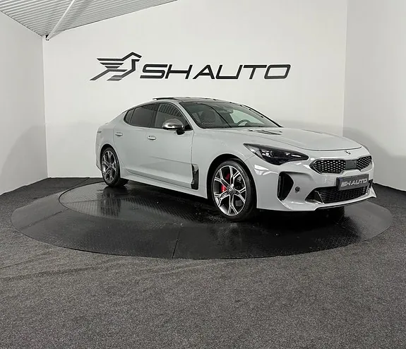 Kia Stinger 2018 photo 4