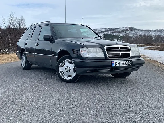Mercedes-Benz E-Class 1991 photo 2