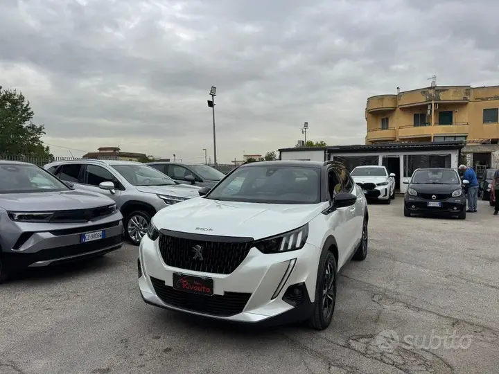 Peugeot 2008 2021 photo 5