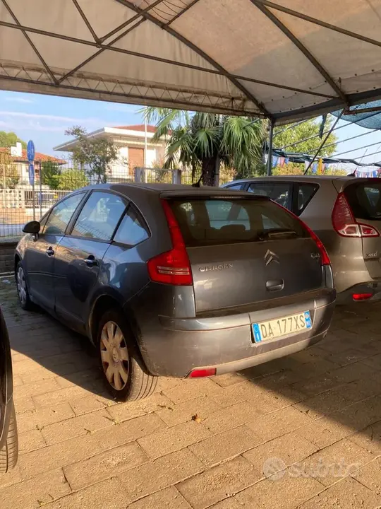 Citroen C4 2006 photo 5