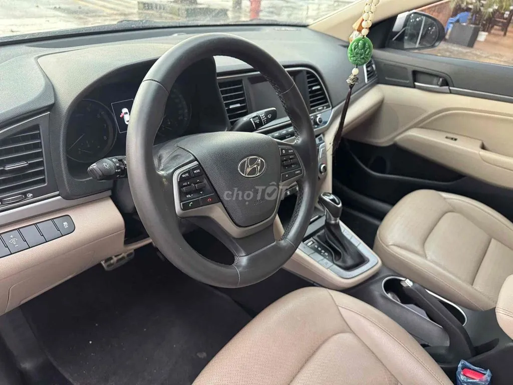 Hyundai Elantra 2018 photo 4