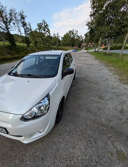 Mitsubishi Space Star I 2015 photo 4