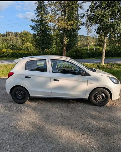 Mitsubishi Space Star I 2015 photo 2