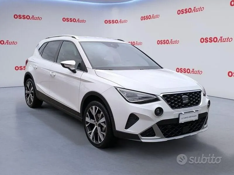 Seat Arona 2024 photo 2