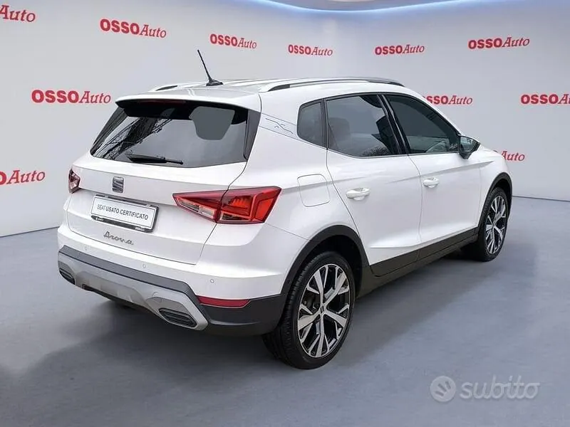 Seat Arona 2024 photo 3