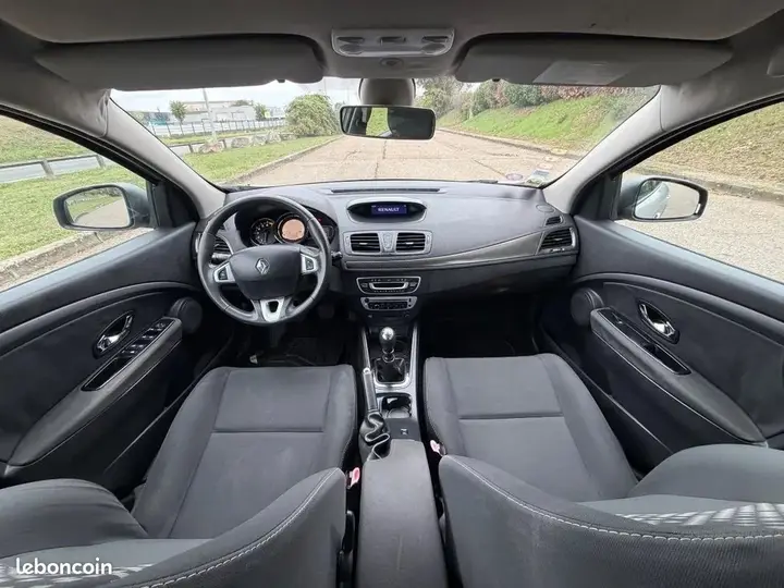 Renault Megane 2012 photo 5