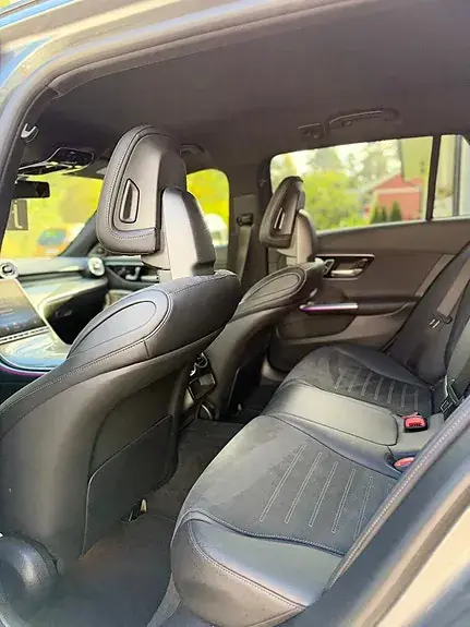 Mercedes-Benz C 300 2024 photo 4