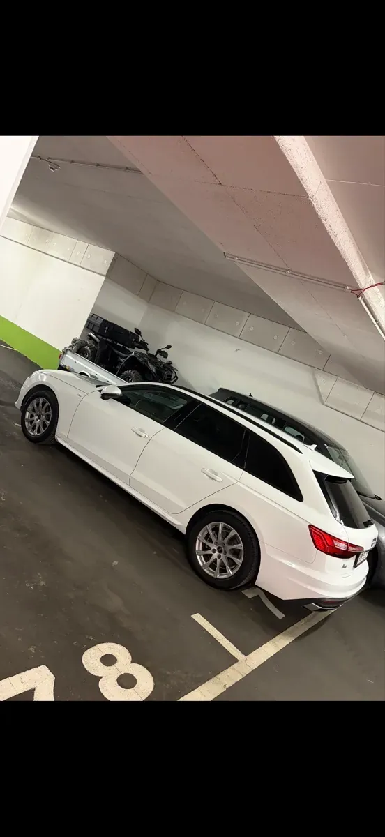 Audi A4 2020 photo 2