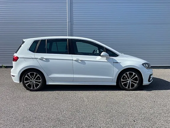 Volkswagen Golf Sportsvan 2016 photo 4
