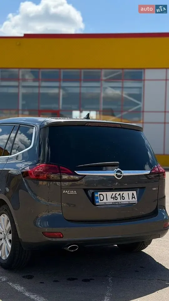Opel Zafira Tourer 2011 photo 5
